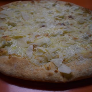 Quattro Formaggi Pizza